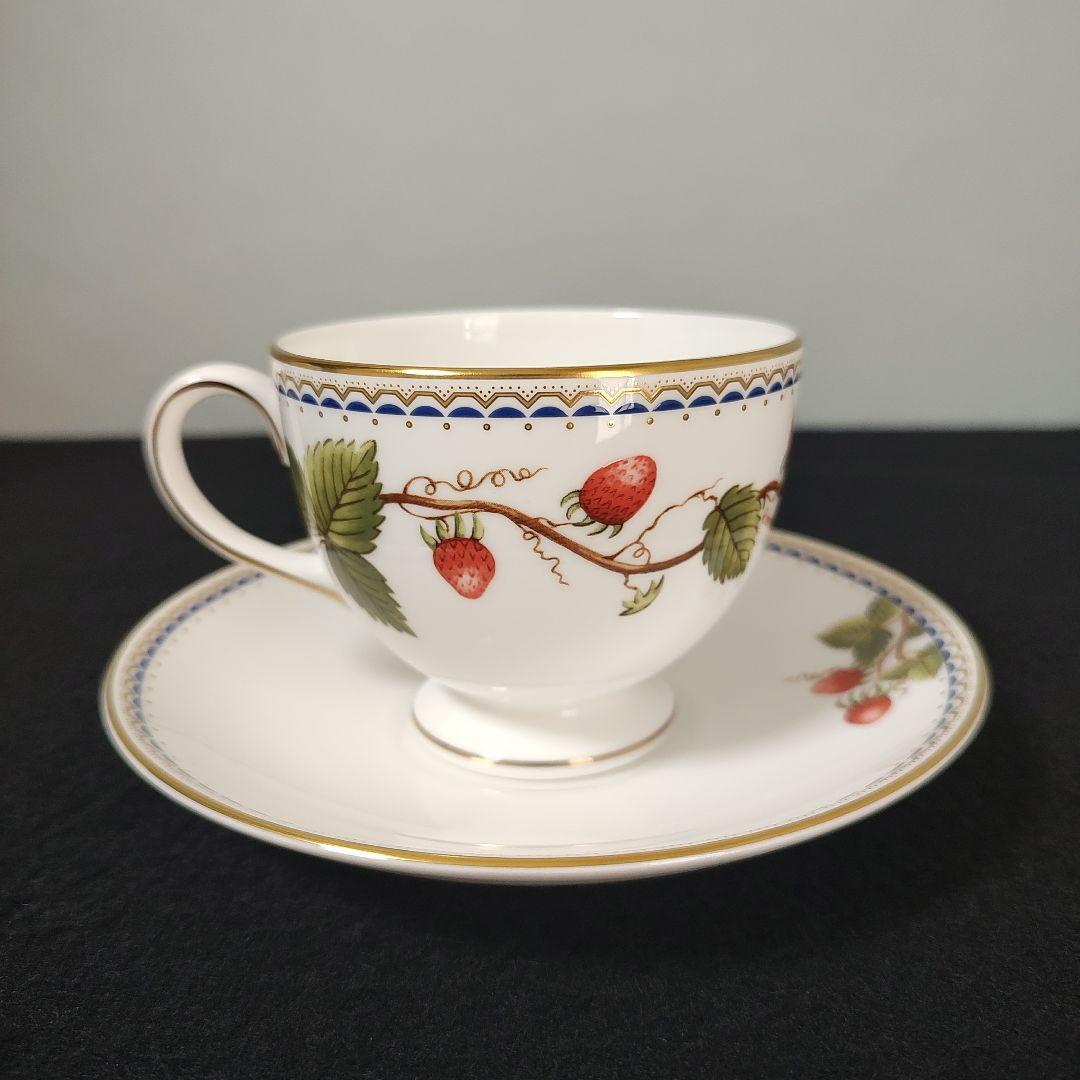 ウェッジウッド ワイルドストロベリー アーカイブ カップ＆ソーサー