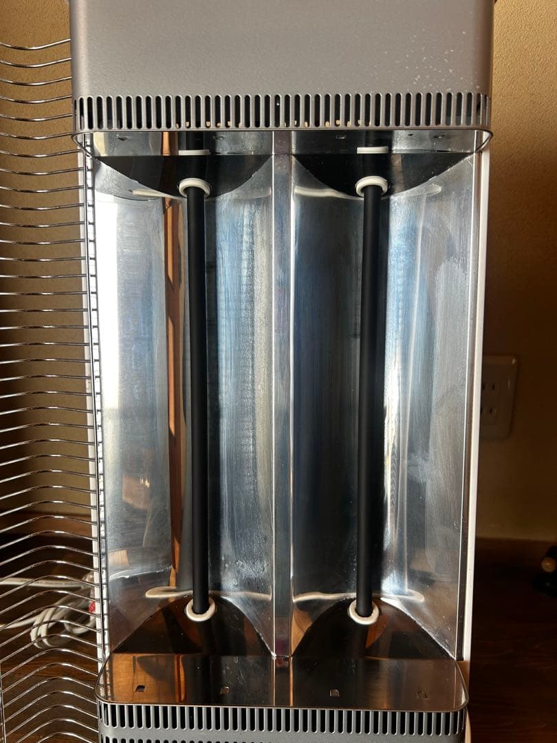 DAIKIN ダイキン ERFT11XS-W 遠赤外線ヒーター 20年製 - メルカリ