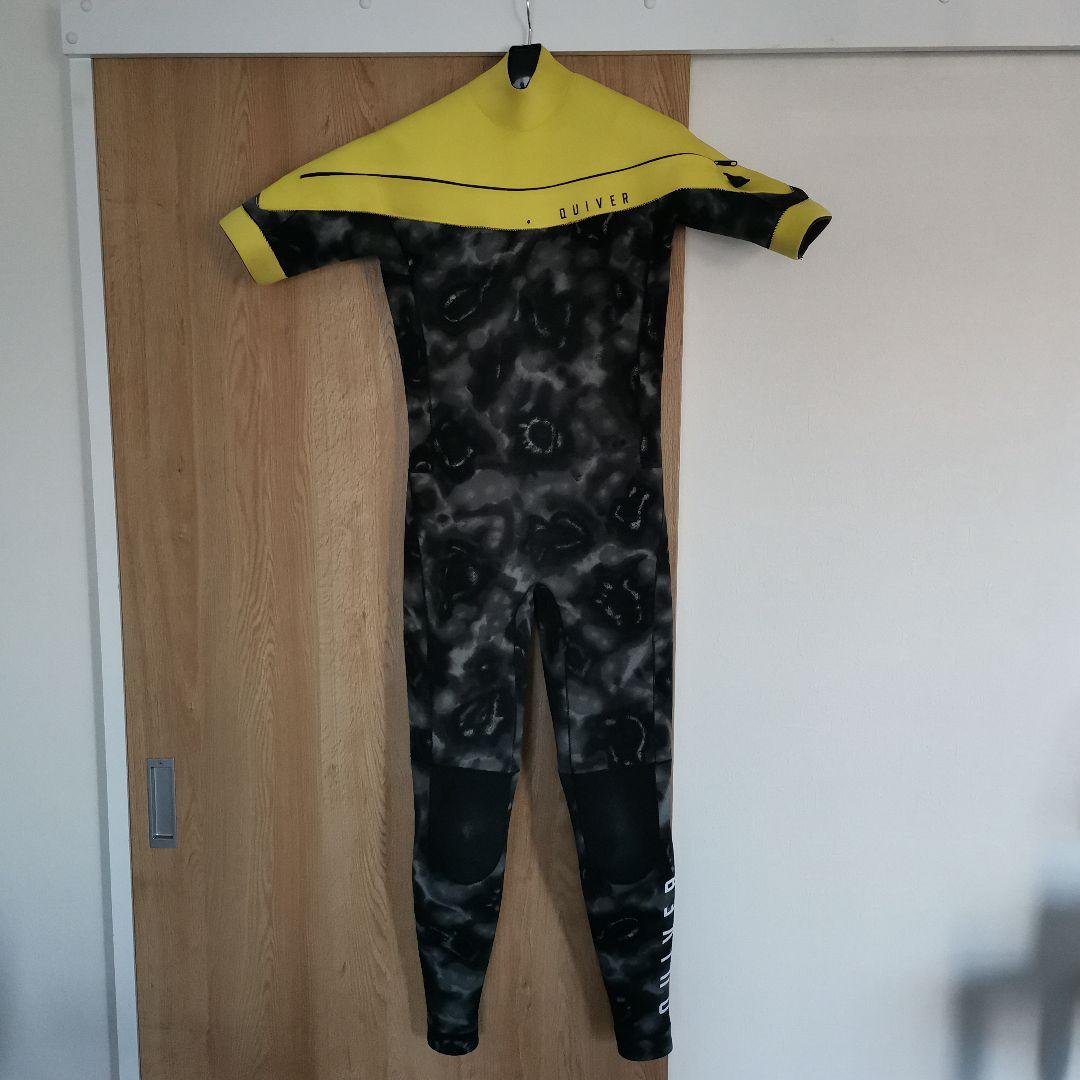 週末セール☆格安☆美品新同☆QUIVER シーガル Charla Tedrick│1page｜通常価格とセール価格│Jeffrey Campbell