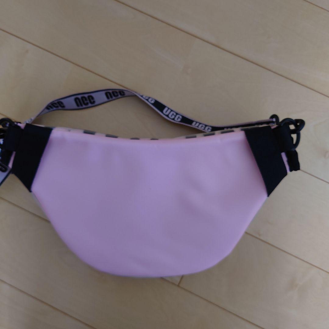 UGG ヒョウ柄 ボディバッグ - メルカリ