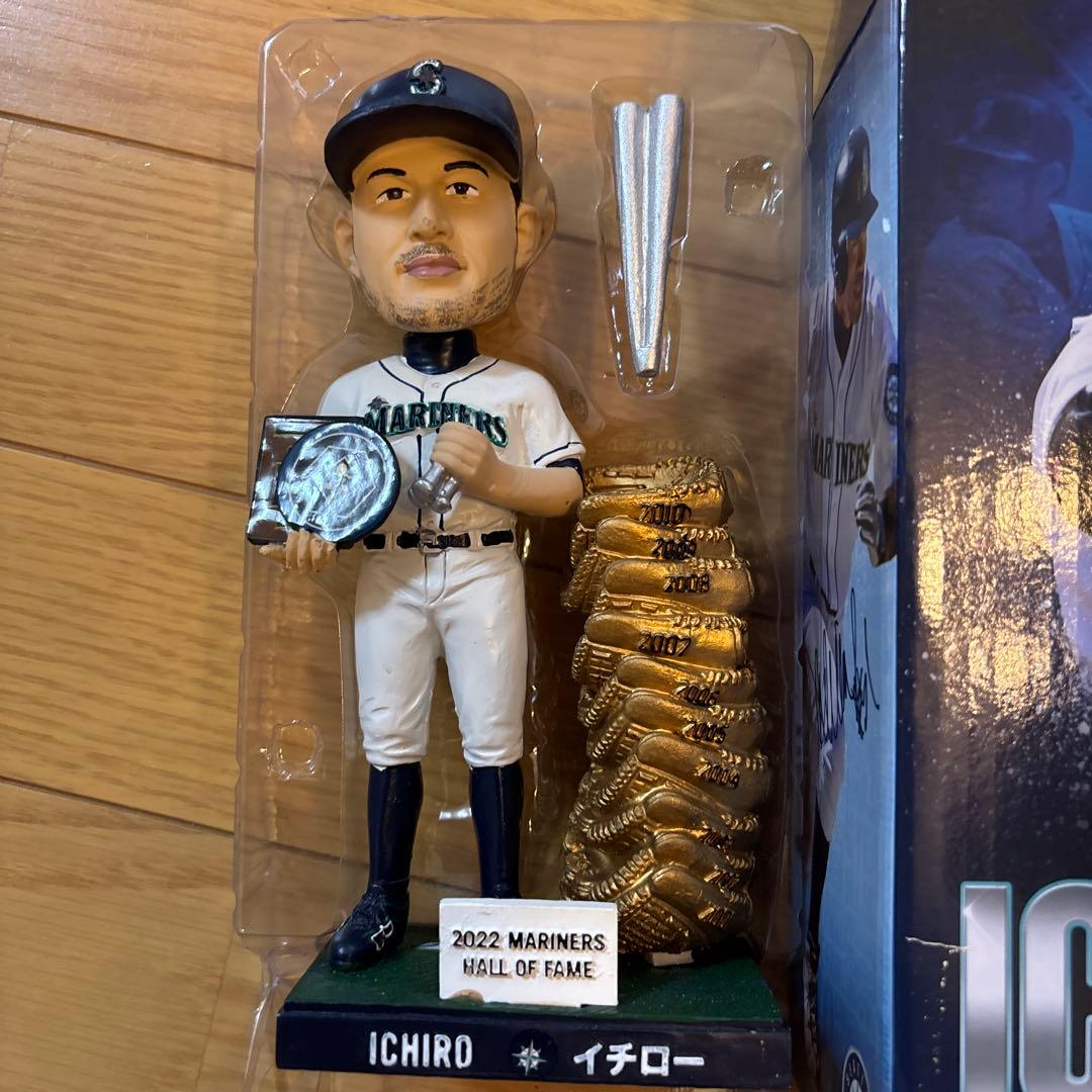 イチロー 2022年マリナーズ殿堂入りボブルヘッド - メルカリ