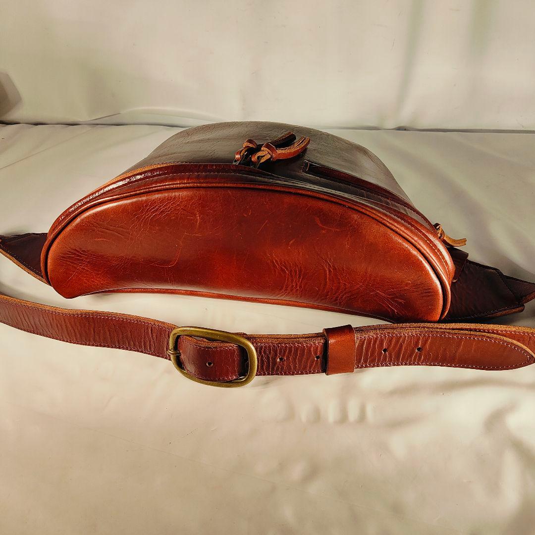 割引価格中【極上完売品】The child mind 高級極厚革ボディバッグ