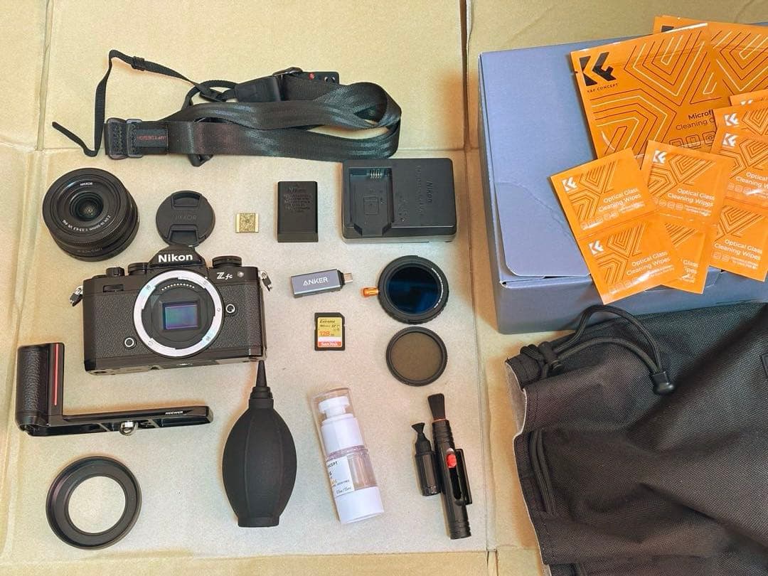 Nikon Zfc レンズキット 「撮影枚数111枚」とおまけ付き Nikon Z fc ミラーレス一眼カメラ 16-50 VR SL レンズキット [ズーム