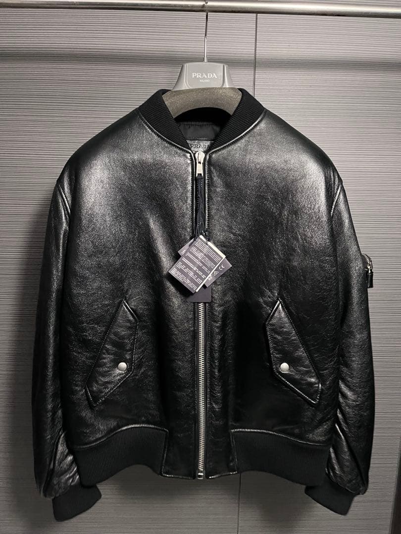 定価100万 新品 PRADA 21aw ナッパレザー ボンバージャケット - メルカリ