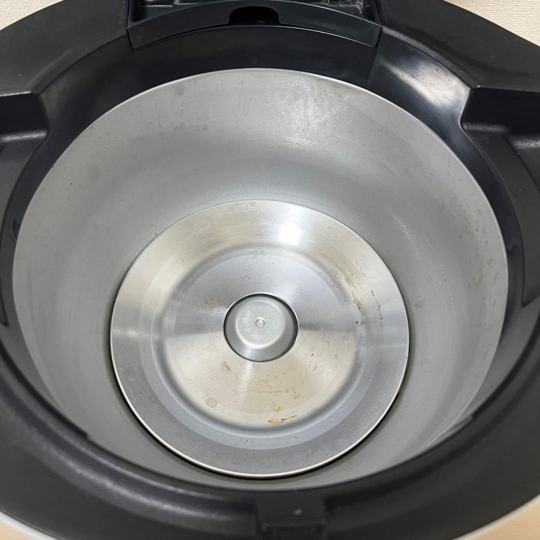 シャープ ヘルシオ ホットクック 電気調理鍋 2.4L KN-HW24E-W