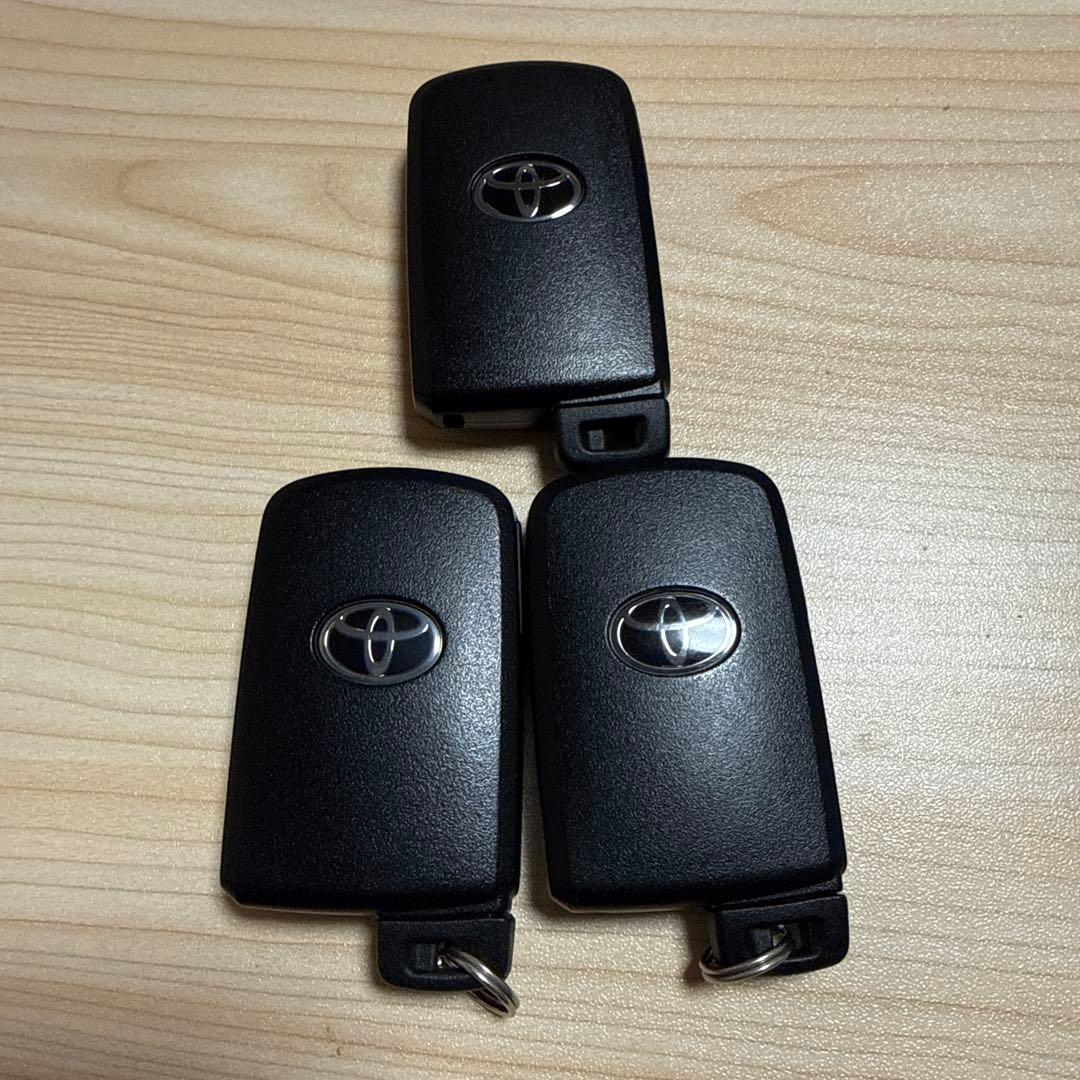 トヨタ純正 アルファード スマートキー (4つボタン) 3個 送料込み
