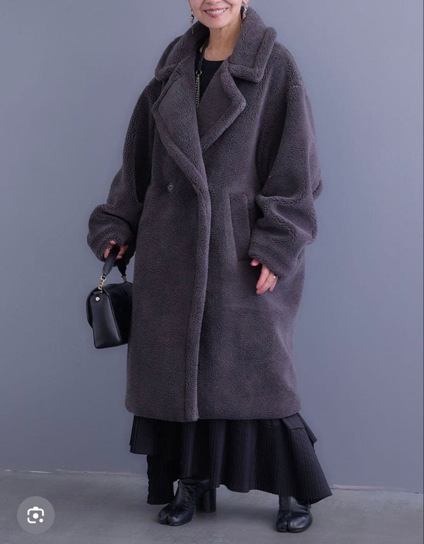 テディボアロングコート AIJAN - メルカリ