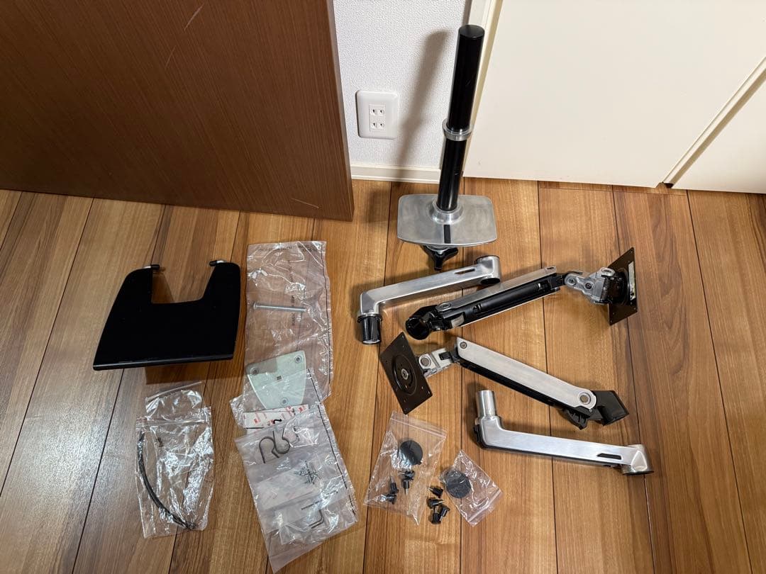 エルゴトロン LXデュアル デスク マウント アーム スタッキング (アルミ 楽天市場】Ergotron エルゴトロン LX デュアルデスクマウントアーム