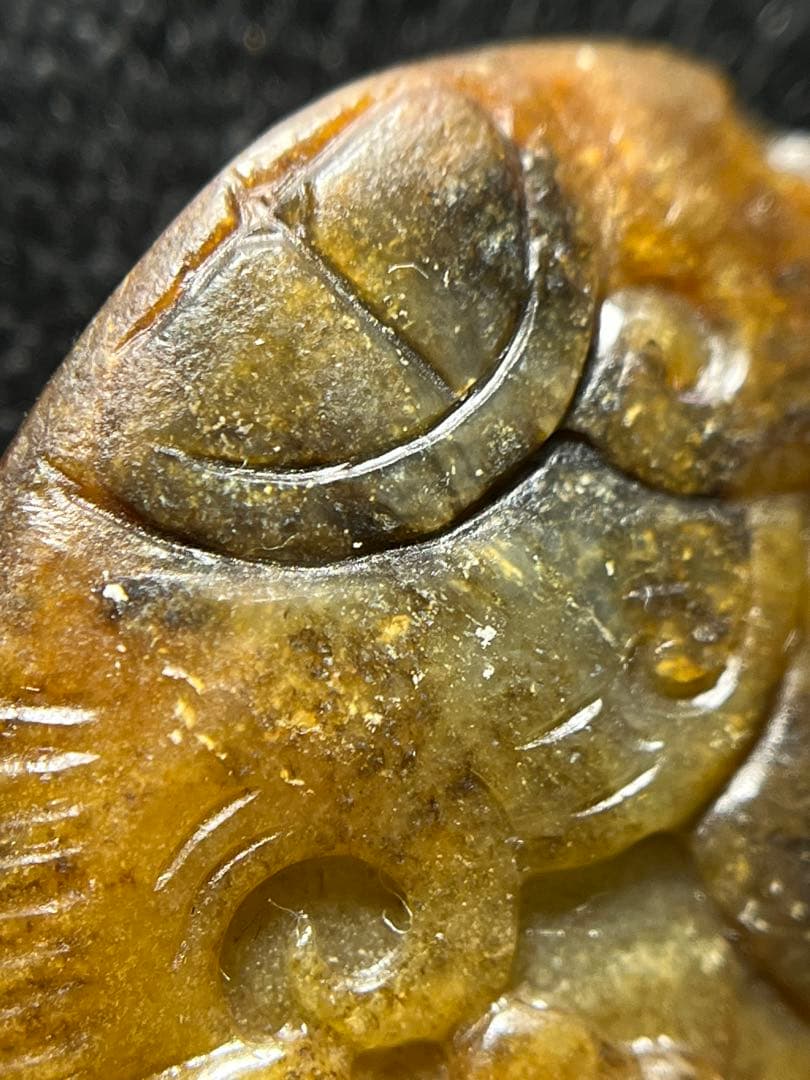 本物！貴重な手彫り和田玉ペンダント☆籽料証明書つき - メルカリ