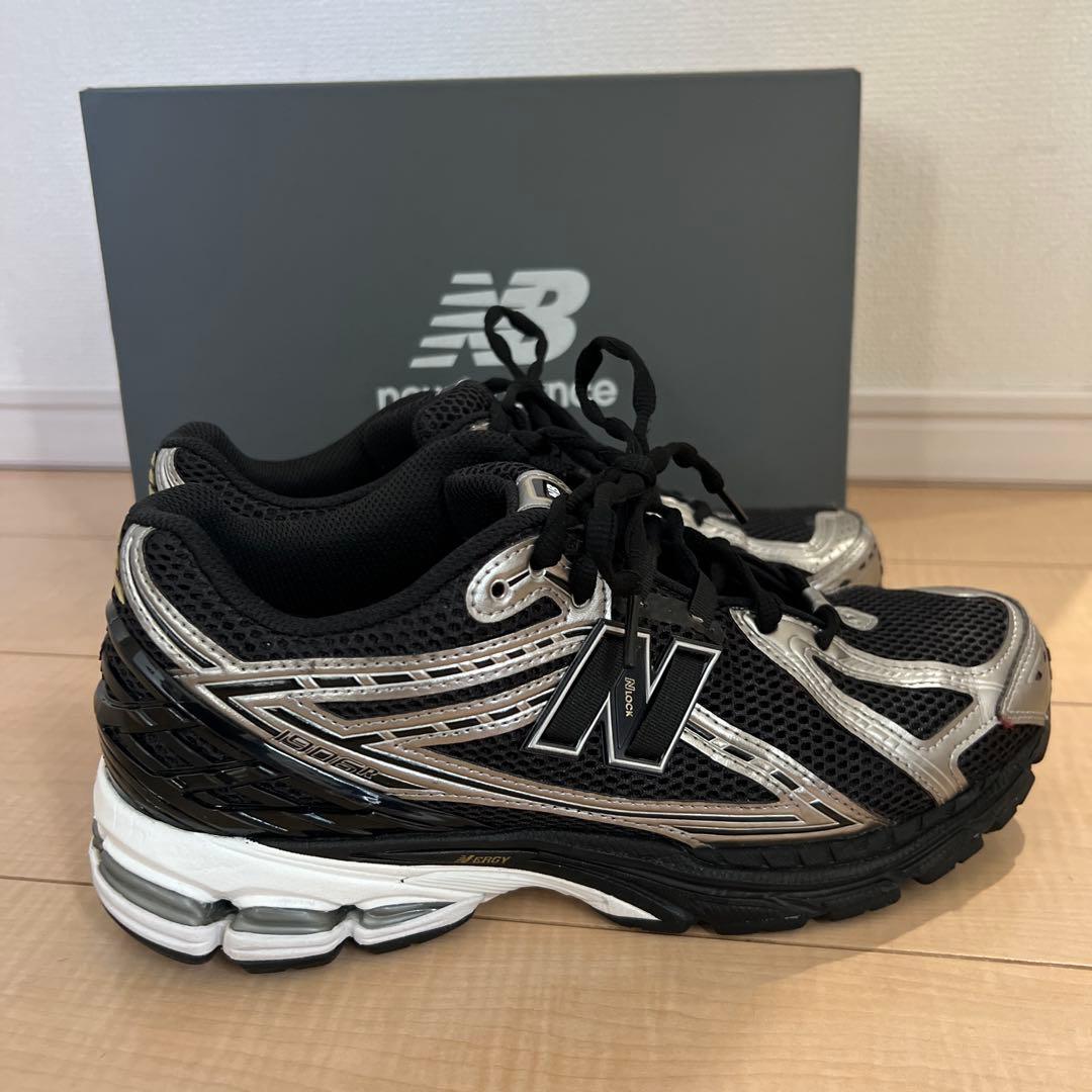 定価19,800円　New balance U1906RCF 27.5cm