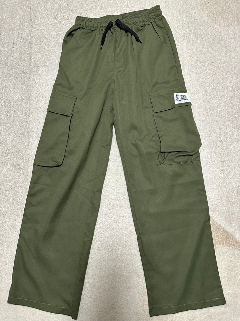 オリーブ カラー カーゴパンツ - メルカリ