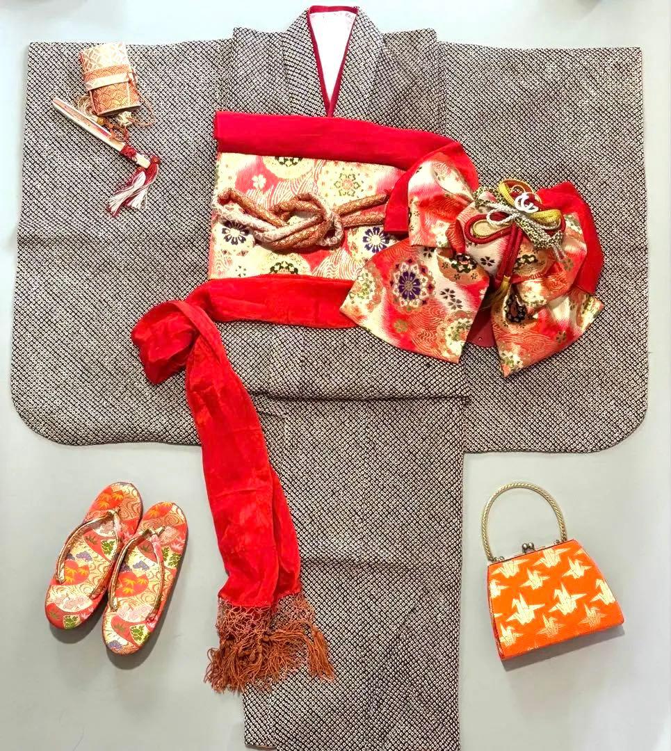 七五三　正絹　総絞り　黒　グレー　7歳　フルセット　作り帯 七五三 7歳 四つ身着物フルセット ブランド シュセット 「グレー