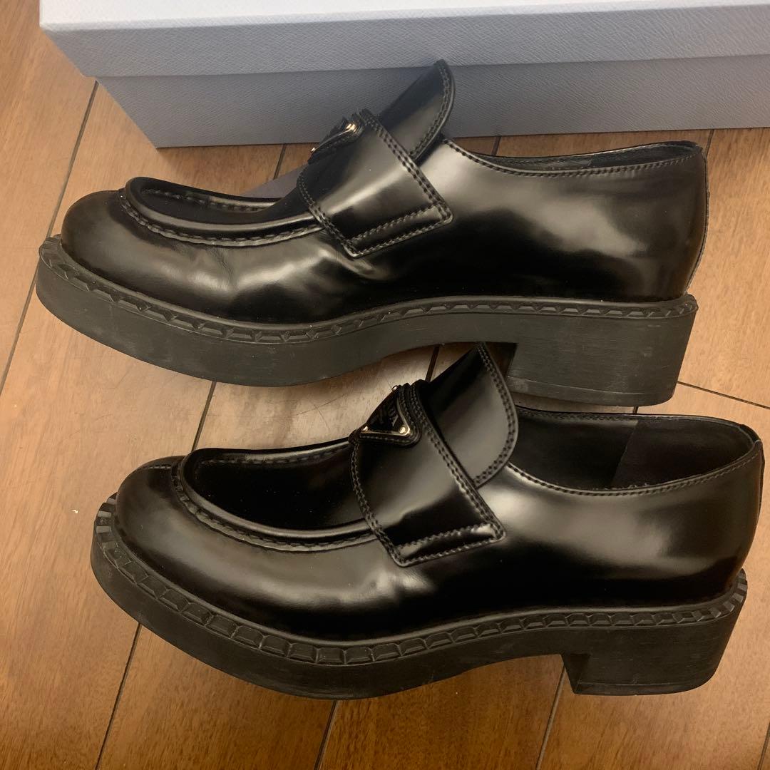 あつ☆ 様専用 PRADAプラダ チョコレートローファー 38 24-24.5黒