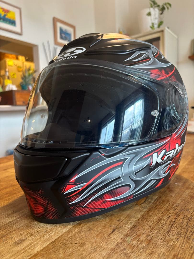 カブト　SHUMA FLAME　フラットブラックレッド　Mサイズ　kabuto Amazon | オージーケーカブト(OGK KABUTO)バイクヘルメット フル