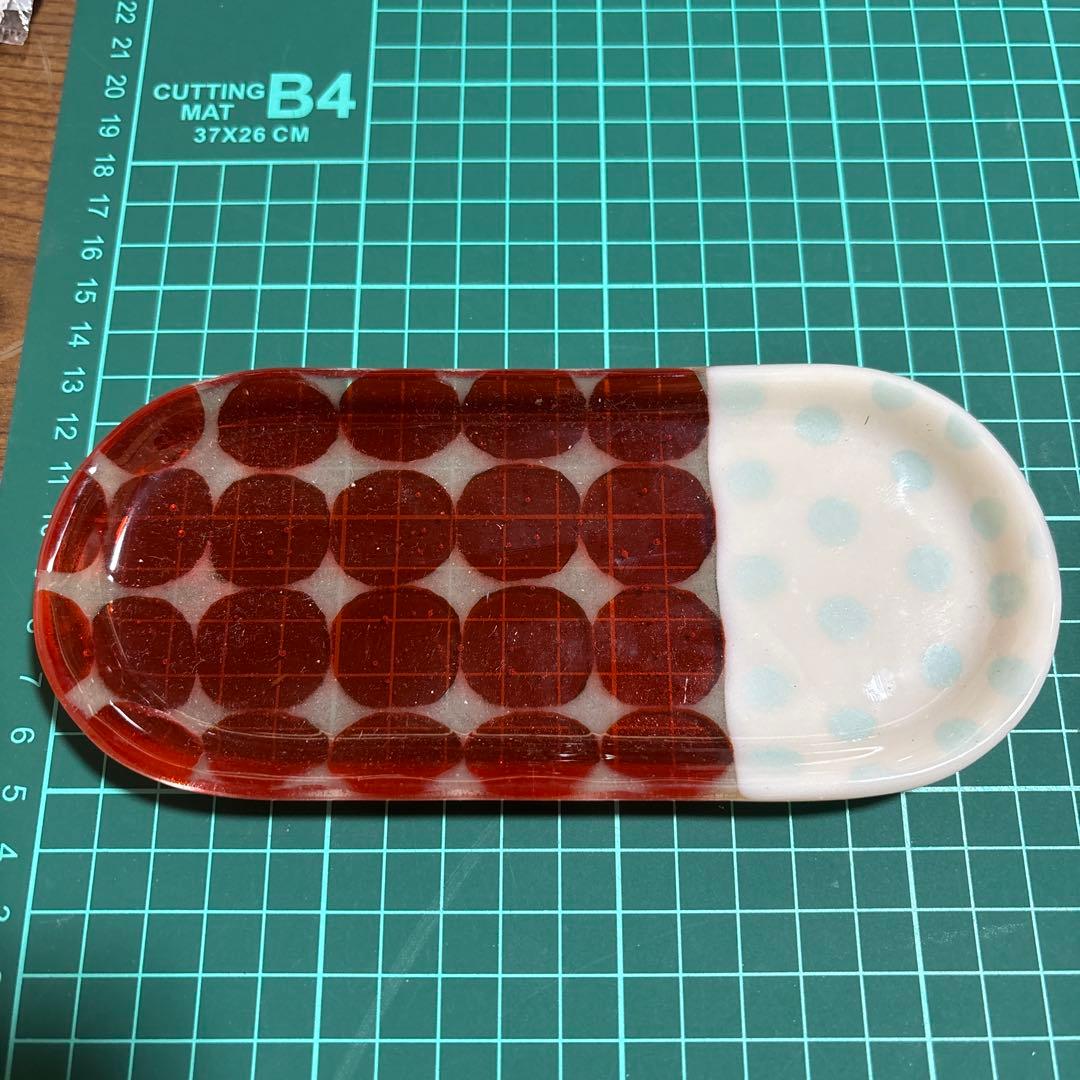 【1月8日限定お値引き中】田子美紀さんのペントレイ　楕円のお皿♡可愛いです♡