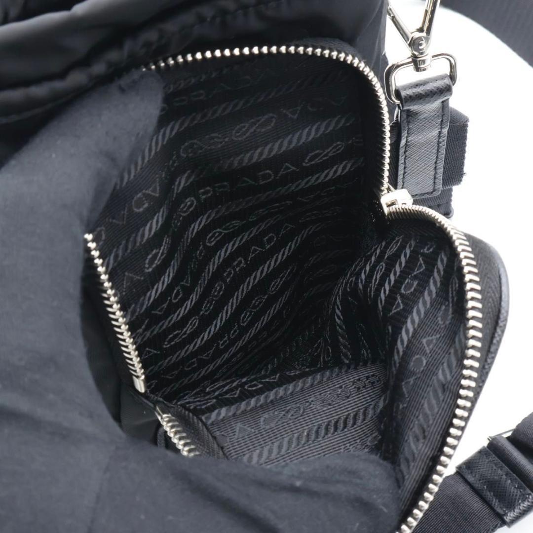 超極美品】PRADA フォンポーチ テスートナイロン トライアングルロゴ