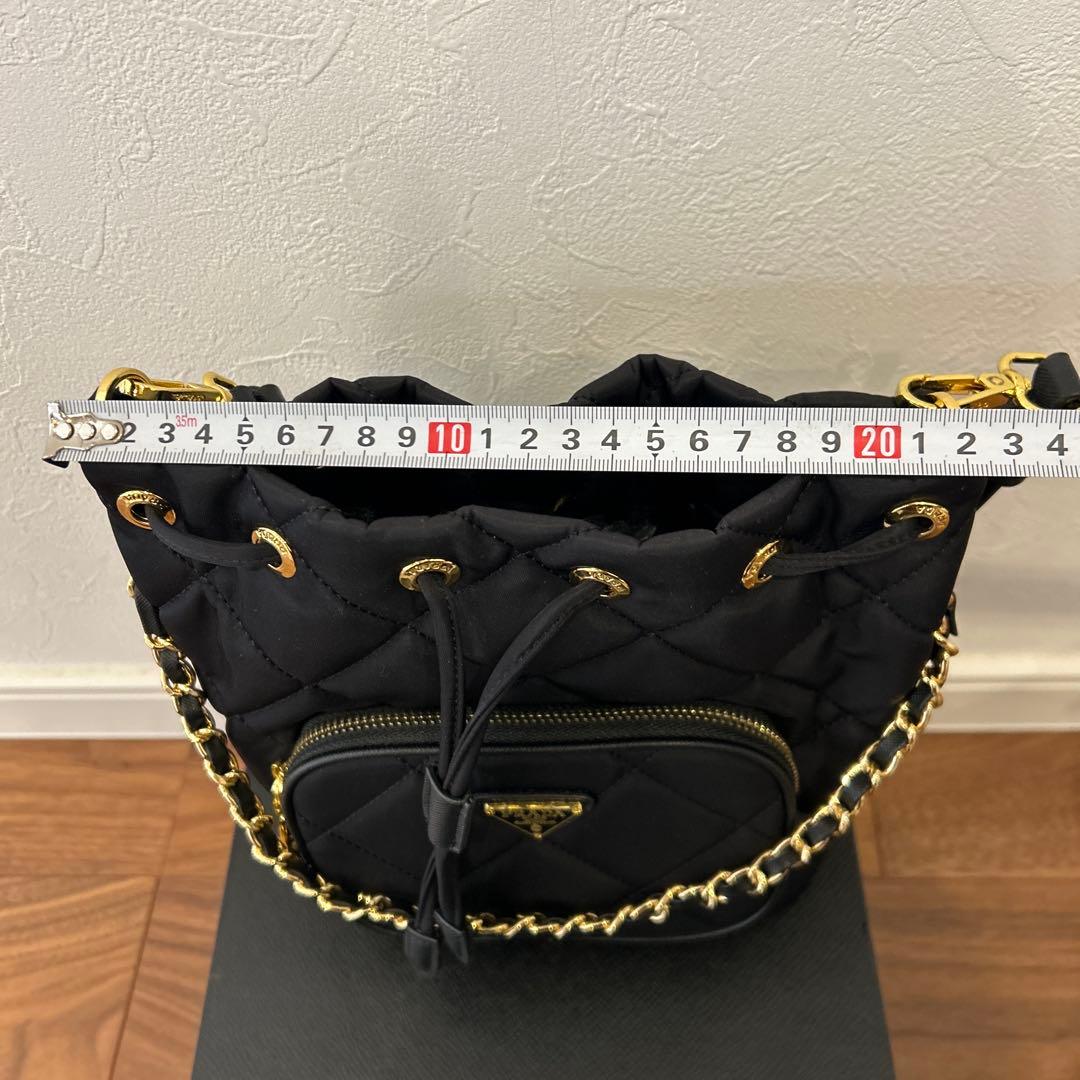 1点のみ。PRADA 巾着型ショルダーバッグ2wayノベルティー - メルカリ