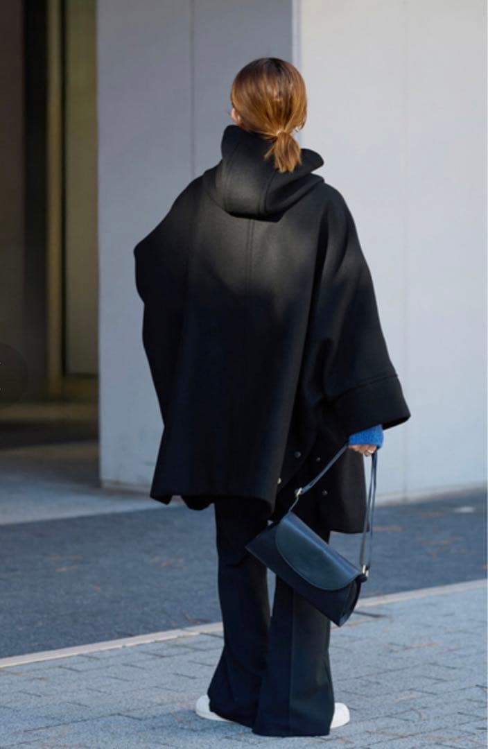 フレームワーク メルトンダッフルポンチョコート38 - メルカリ