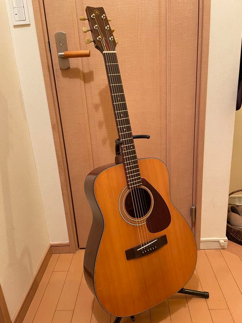 1973年製 YAMAHA FG-200 グリーンラベル カスタム 竹原ピストル YAMAHA FG-200 グリーンラベル（ビンテージ）【楽器検索デジマート】
