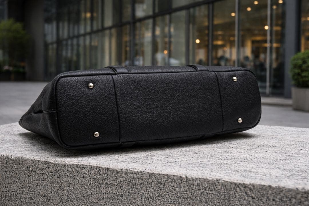 超美品】バーニーズニューヨーク メルセデスベンツ ビジネスバッグ