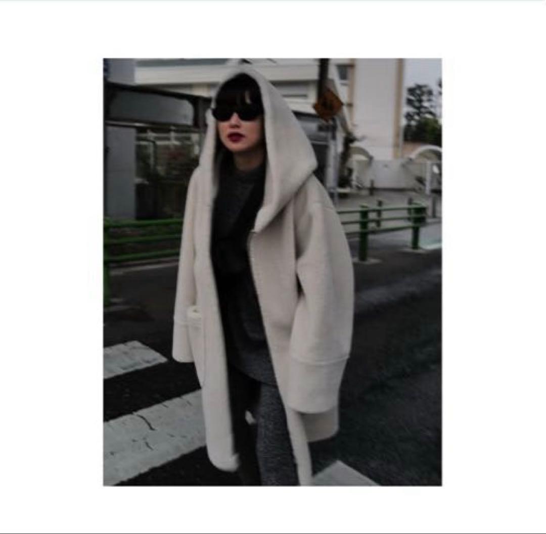 値下げ⭐️【新品未使用】ETRE TOKYO リバーシブルフーディー