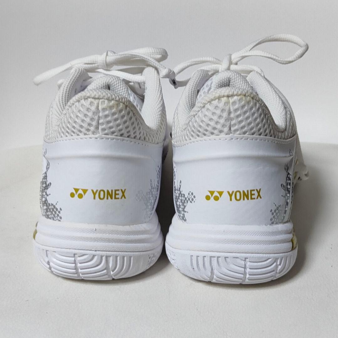 ヨネックス　パワークッション エクリプションZ 24.5cm SHBELZ3M