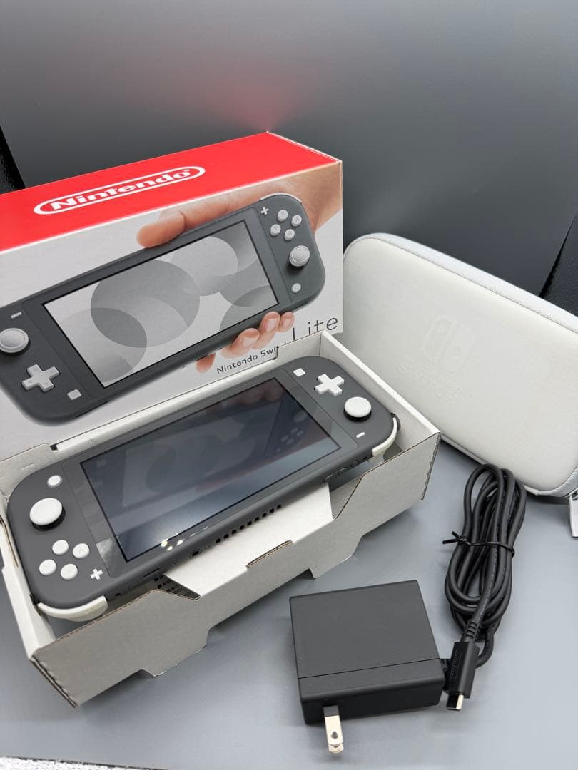 Nintendo Switch Lite グレー 本体（ソフトケース付き） Amazon.co.jp: Nintendo Switch Lite グレー : ゲーム