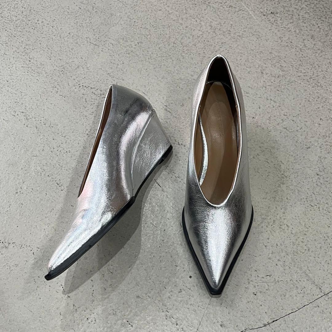 ADAM ET ROPE' アダムエロペ シルバーパンプス - メルカリ