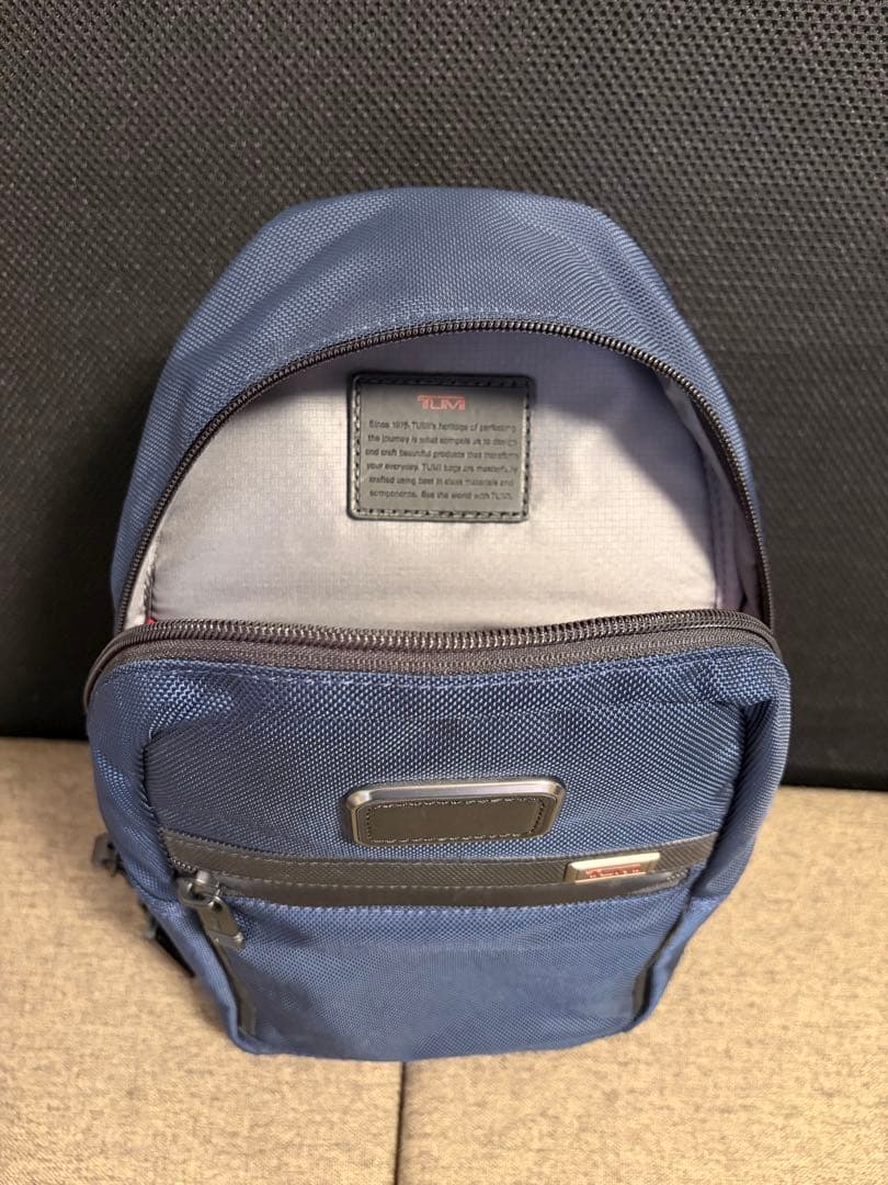 日本橋三越購入ファッション - TUMI 2603807NVY3E Alpha3 ボディバッグ