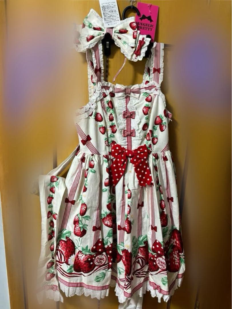 Angelic Pretty 摘みたていちごJSKスペシャルセット 商品詳細ページ