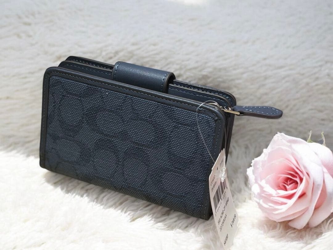 《新品》COACH 二つ折り財布