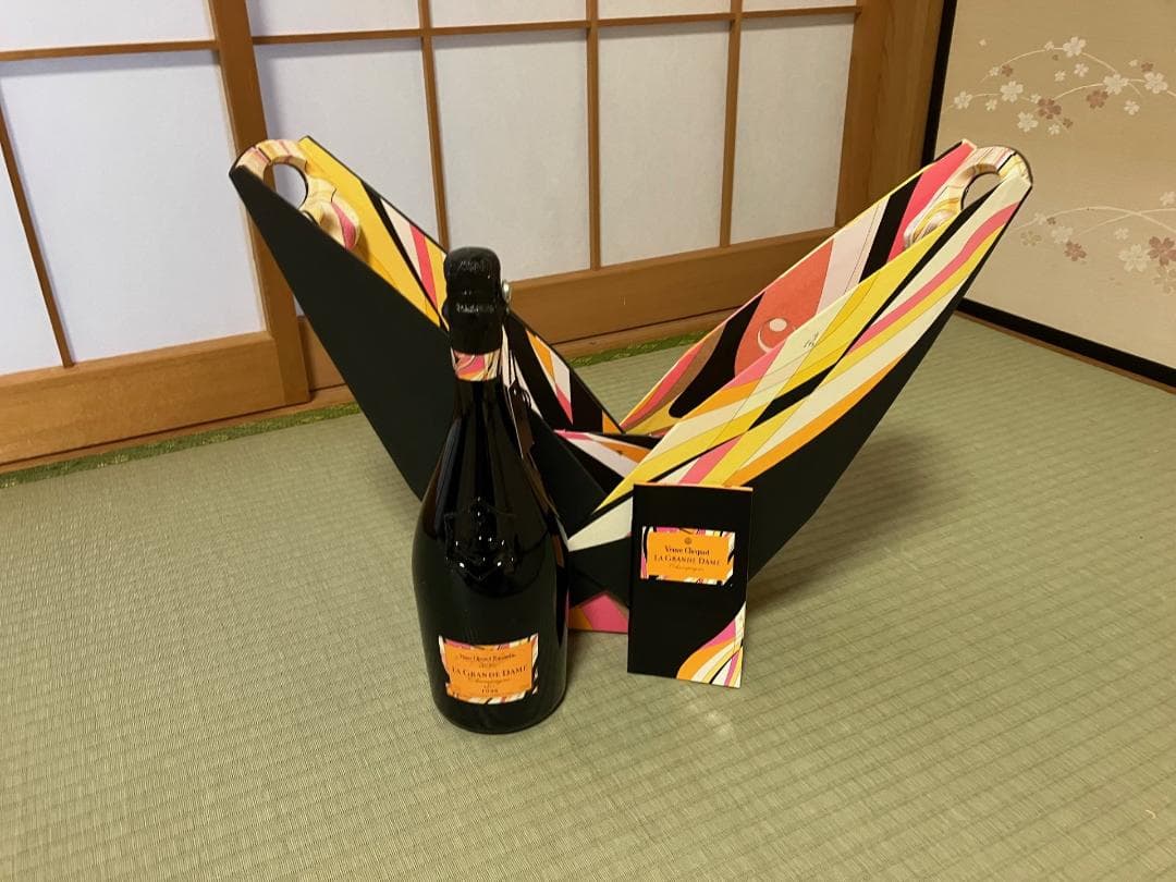 Yoku ヴーヴ クリコ ラ グランダム エミリオプッチ 楽天市場】□正規品□ ヴーヴ クリコ ラ・グランダム 1996 エミリオ