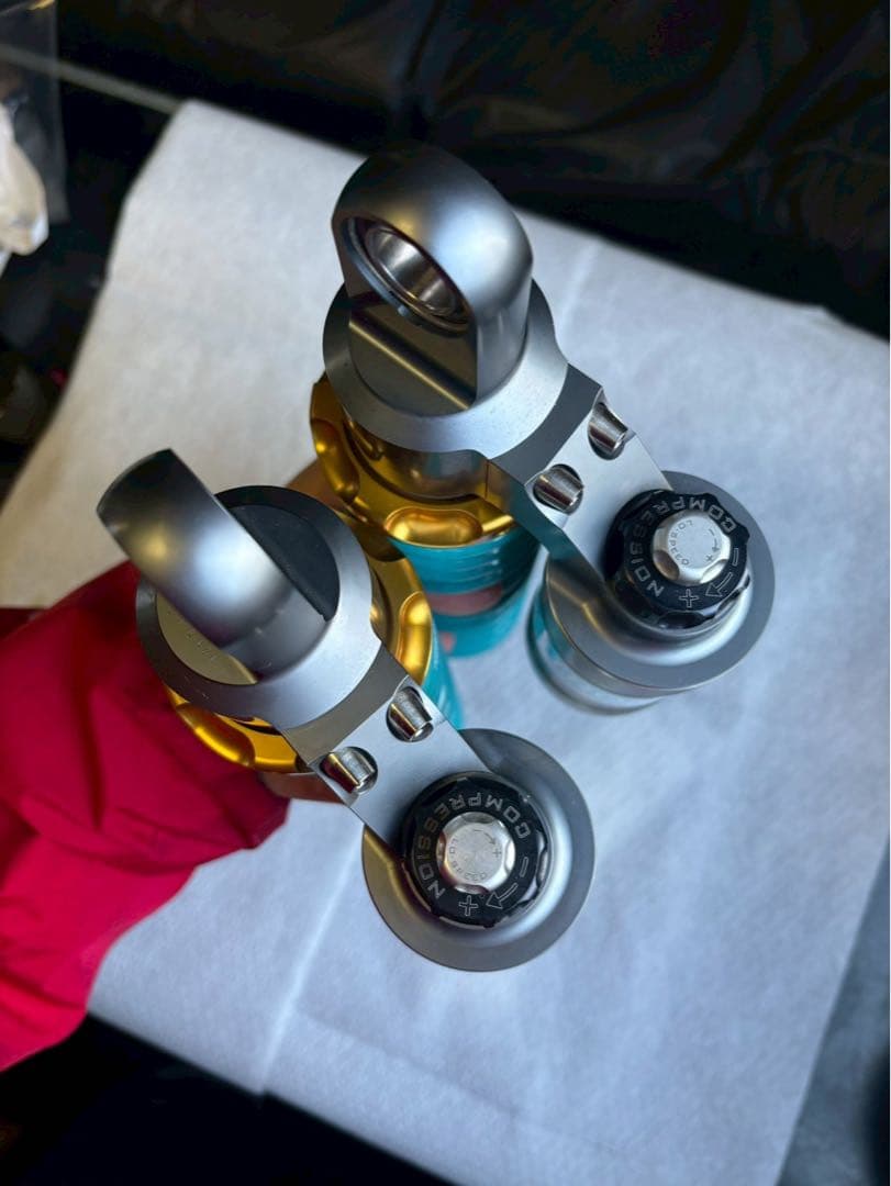 NITRON ナイトロンサスペンション 美品 360mm - メルカリ