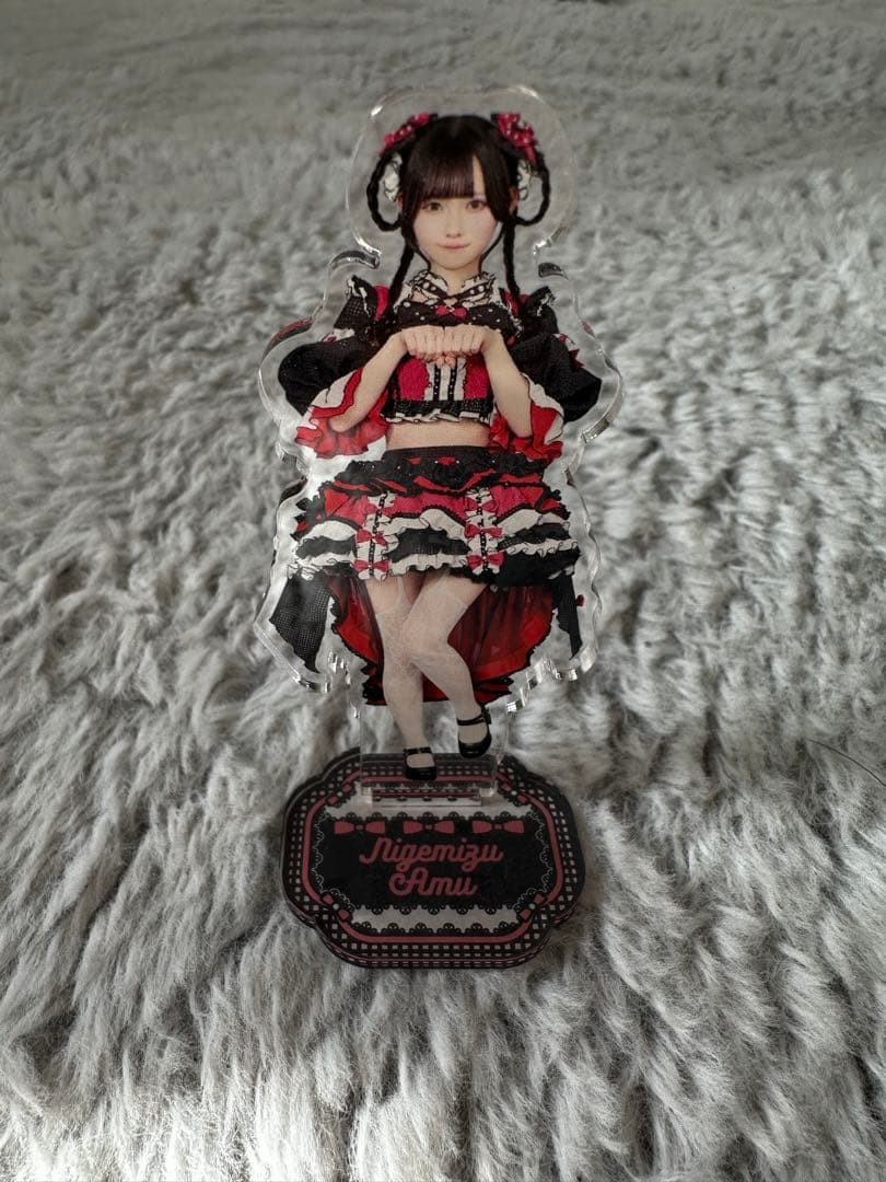 きゅるりんってしてみて逃げ水あむアクスタ - メルカリ