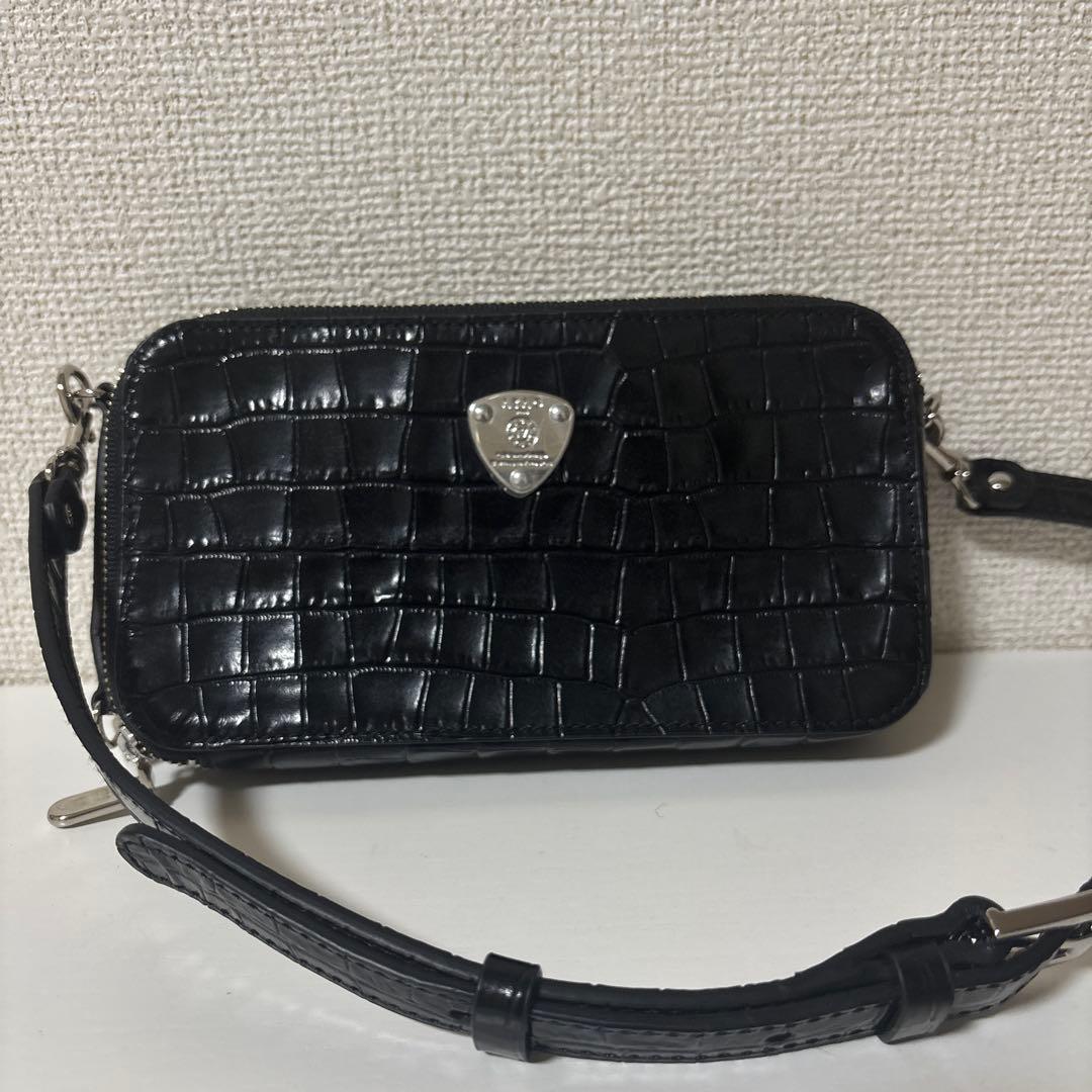 ATAO アタオ アミュレット　ショルダーウォレット　ショルダーバッグ　スマホ ATAO（アタオ） ATAO公式 アミュレット・ブラックケリー で一番売れ