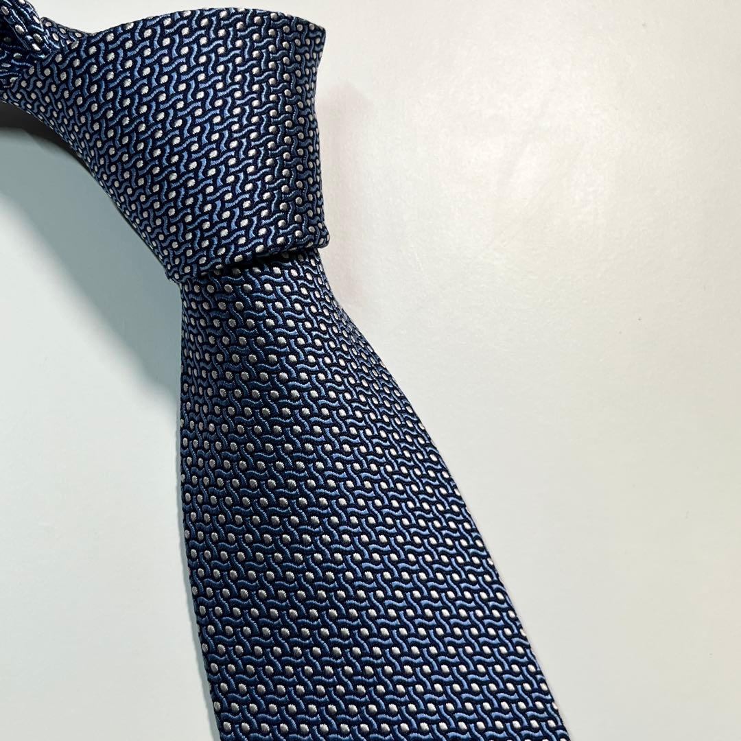 ✨極美品✨HERMES エルメス ネクタイ 高級シルク 刺繍 ジオメトリック柄