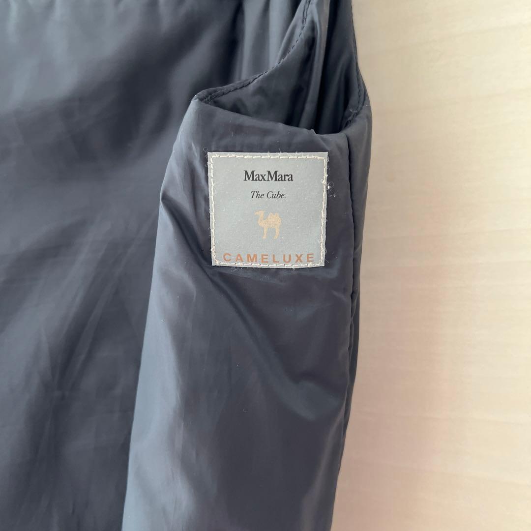 MaxMara ダウンベスト Cameluxe 紺 - メルカリ