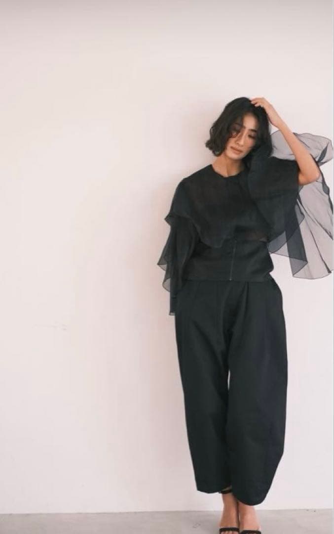 Nala コクーンチノパンツ ブラック S - メルカリ