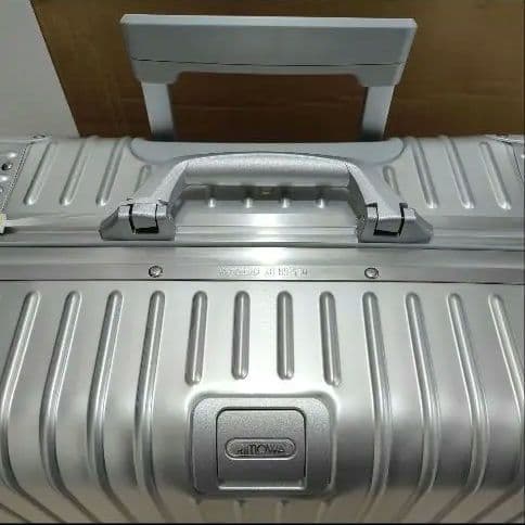 ドミール様 専用ですm(_ _)m 78L リモワ RIMOWA トパーズ - メルカリ