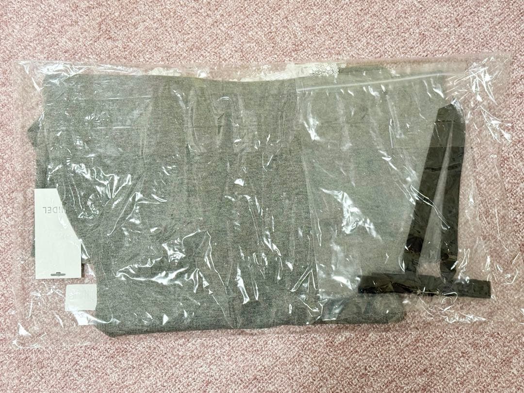 USAGI ONLINE限定】SNIDEL フリルネックニットワンピース - メルカリ