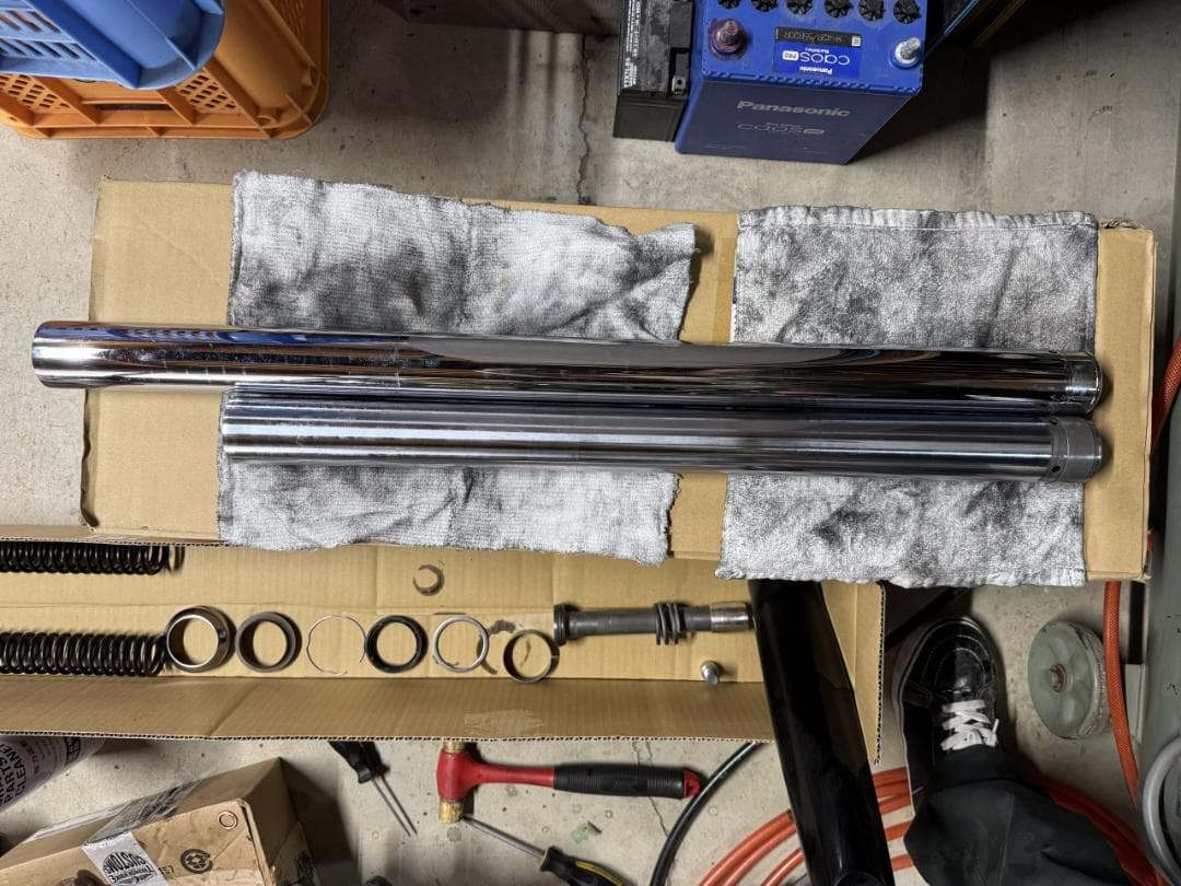 ブレイクアウト ダイナ FXSB フォーク インナーチューブ 49mm - メルカリ