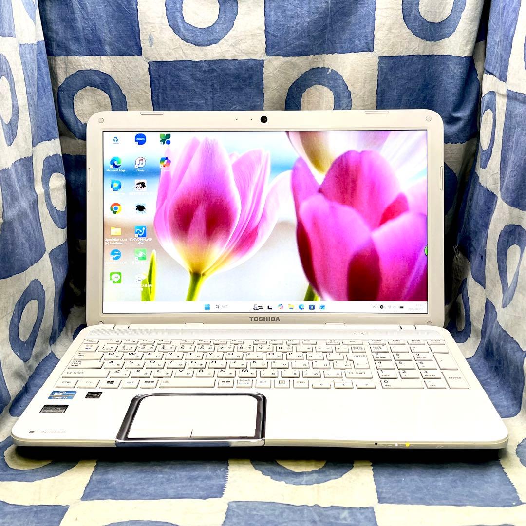 快速SSD256GB☆i7☆人気白ノートパソコン♪ブルーレイ&カメラ！Win11