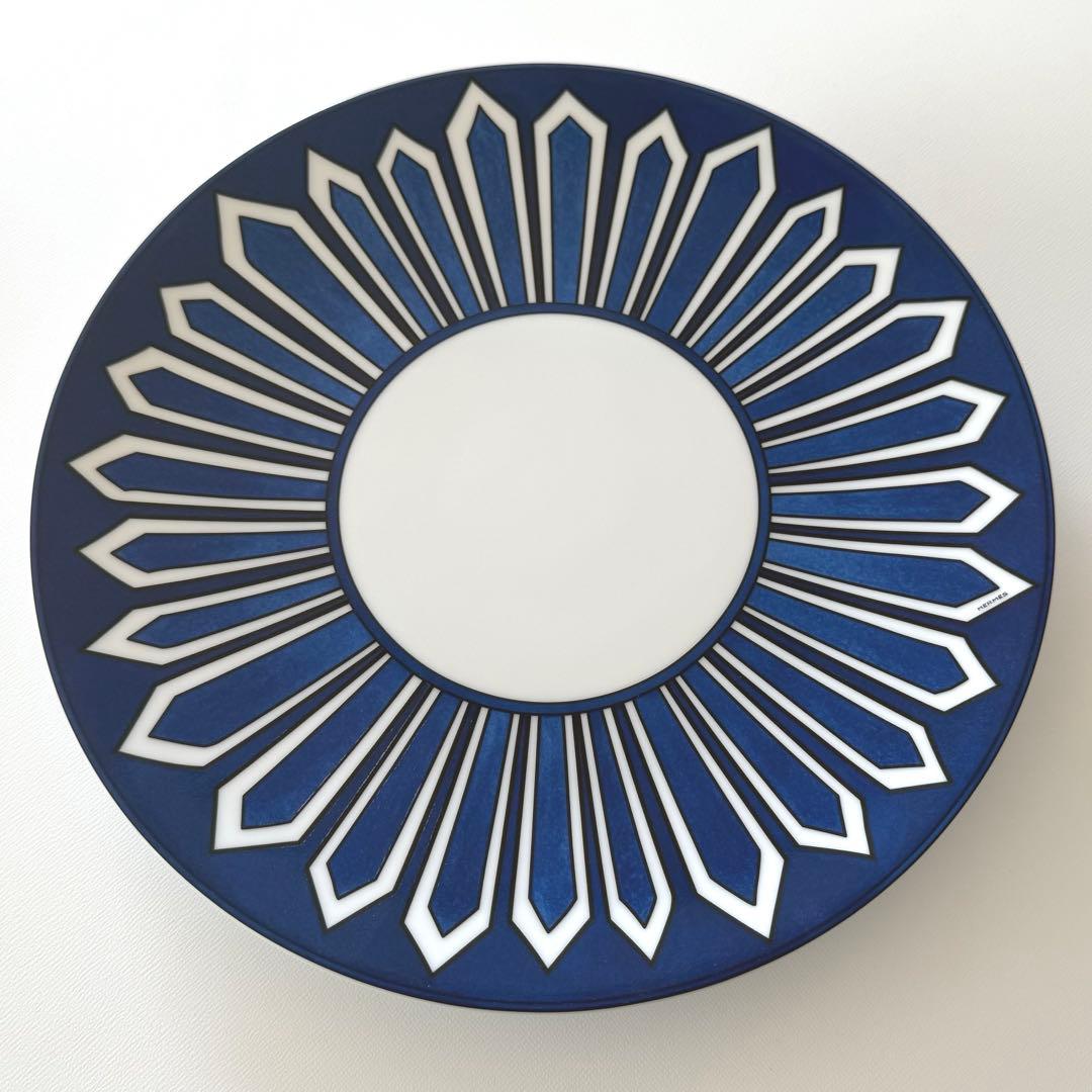 【希少】HERMES エルメス　ブルーダイユール ディナープレート ディナープレート 〈ブルー ダイユール〉 | Hermès - エルメス-公式サイト