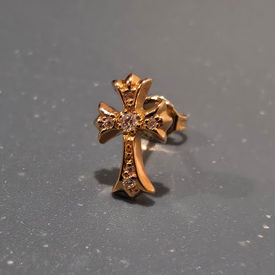 CHクロス ファットスタッドピアス　22K　パヴェダイヤ クロムハーツCHクロスベビーファットスタッドピアス22Kwithパヴェ