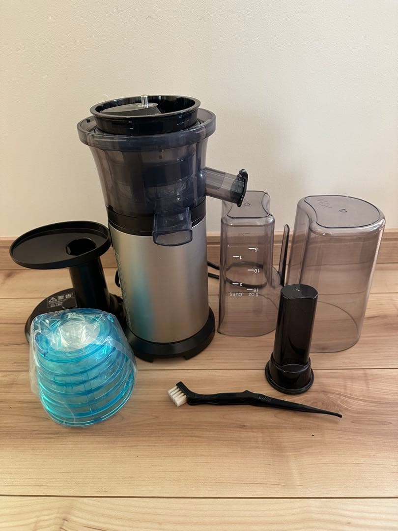 ⭐️早い者勝❗️美品⭐️Panasonic 低速ジューサー MJ‑L500／付属品