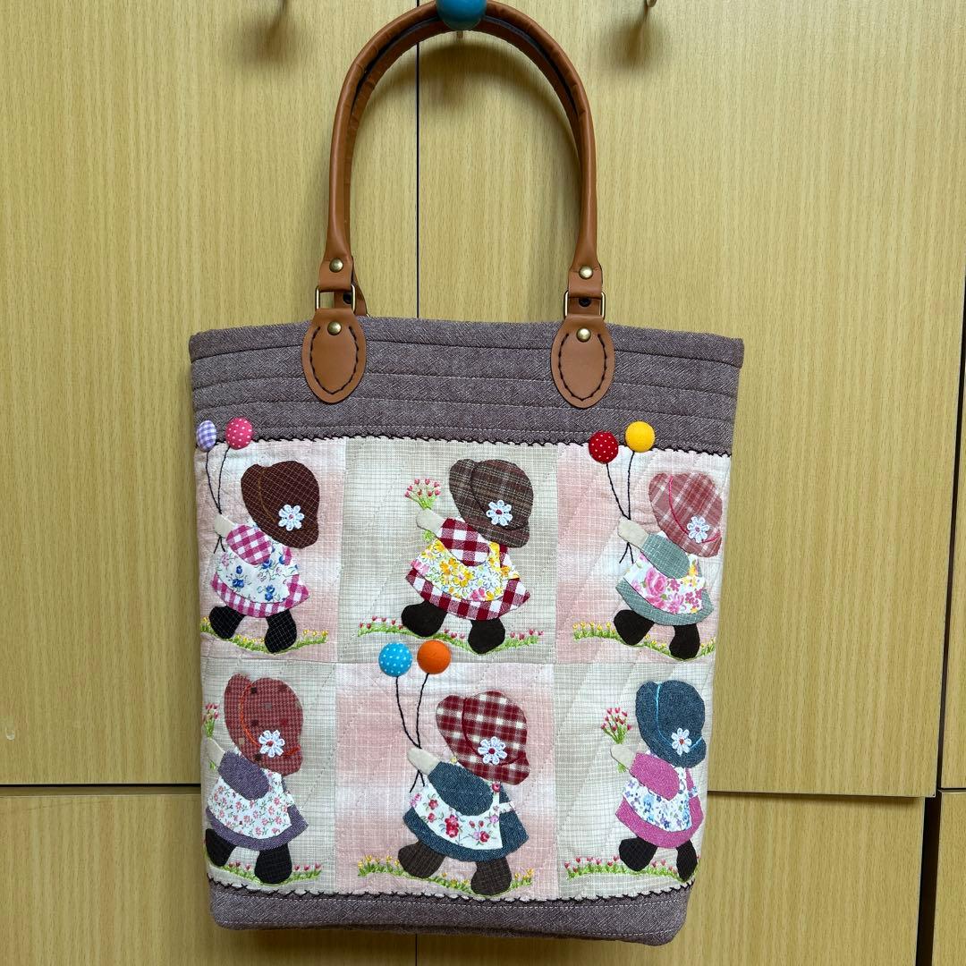 ハンドメイドパッチワークバッグ スーちゃん - メルカリ