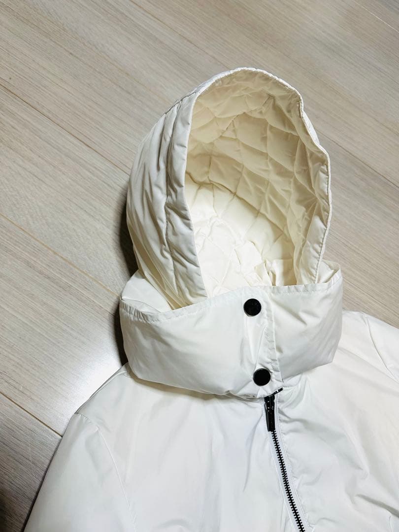 アルマーニエクスチェンジ】ホワイトダウン フード付き 未使用 - メルカリ