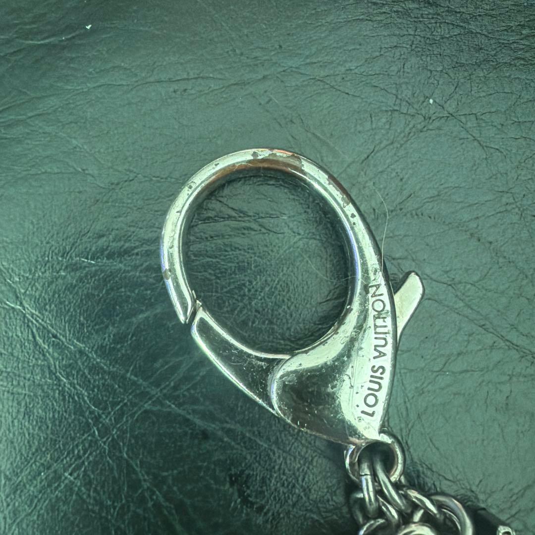 Louis Vuitton フラワーモチーフ チャーム - メルカリ