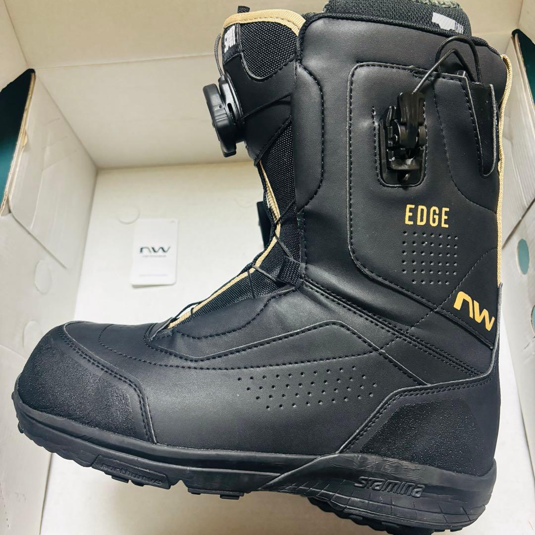 お*ん様 NORTH WAVE EDGEハイブリッド 26.5cm 23-24モ