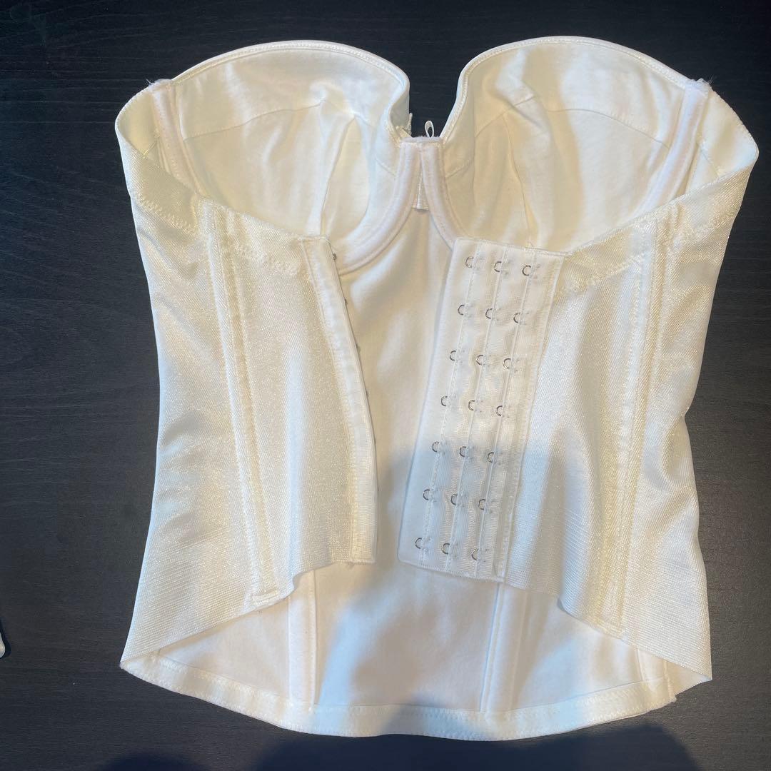ブライダルインナー コルセット D70 ホワイト - メルカリ